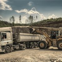 8人死亡 3人受傷！砂石運輸事故頻發 各生產企業注意安全